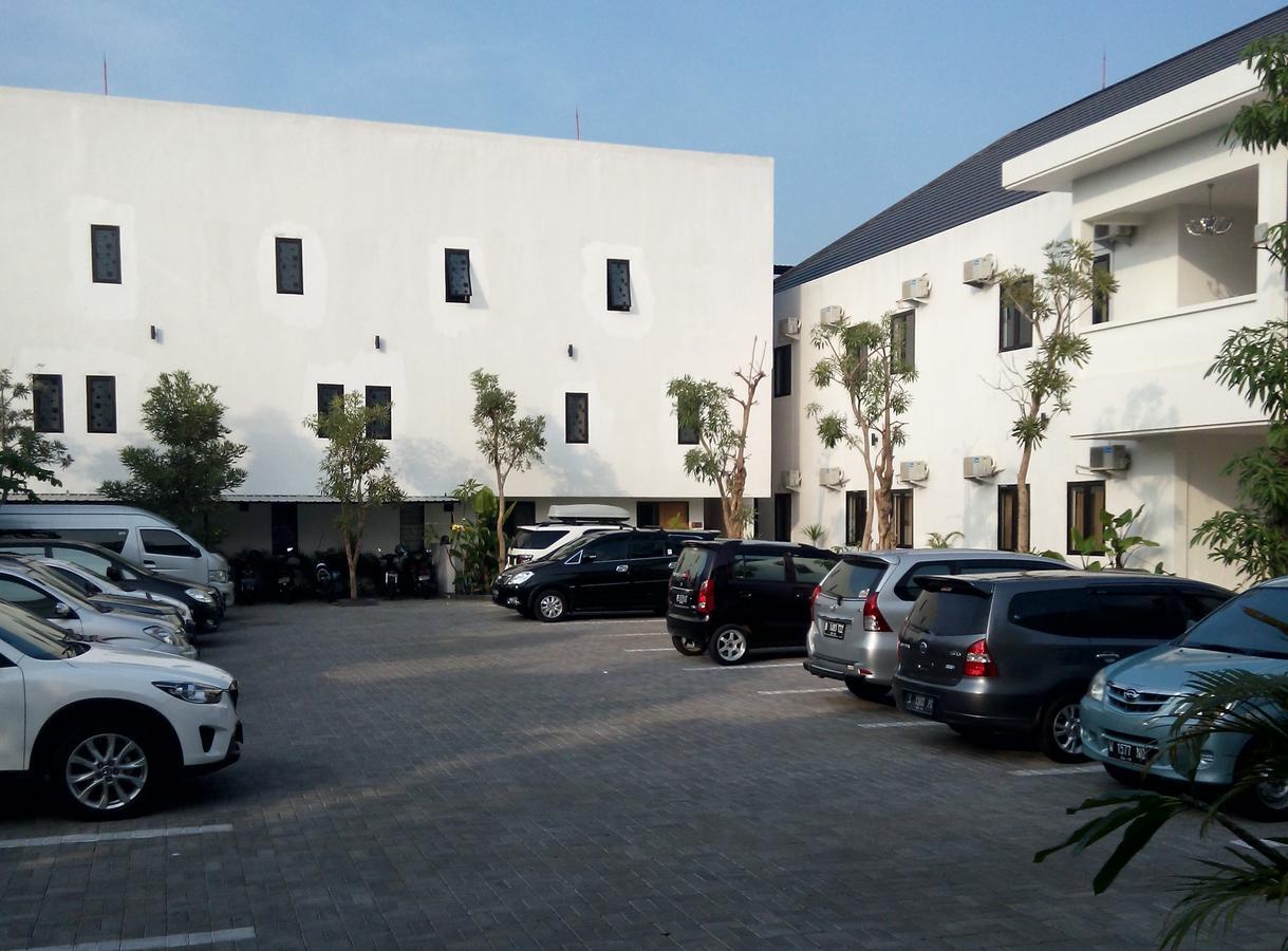 Hotel Transit Pasuruan Dış mekan fotoğraf
