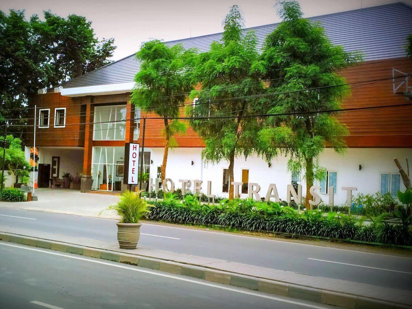 Hotel Transit Pasuruan Dış mekan fotoğraf